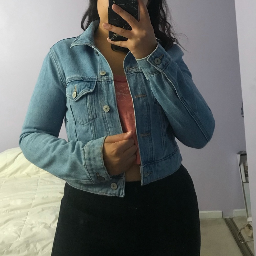 **SOLD** Cropped Pull&Bear Denim Jacket - Picture 4 of 6